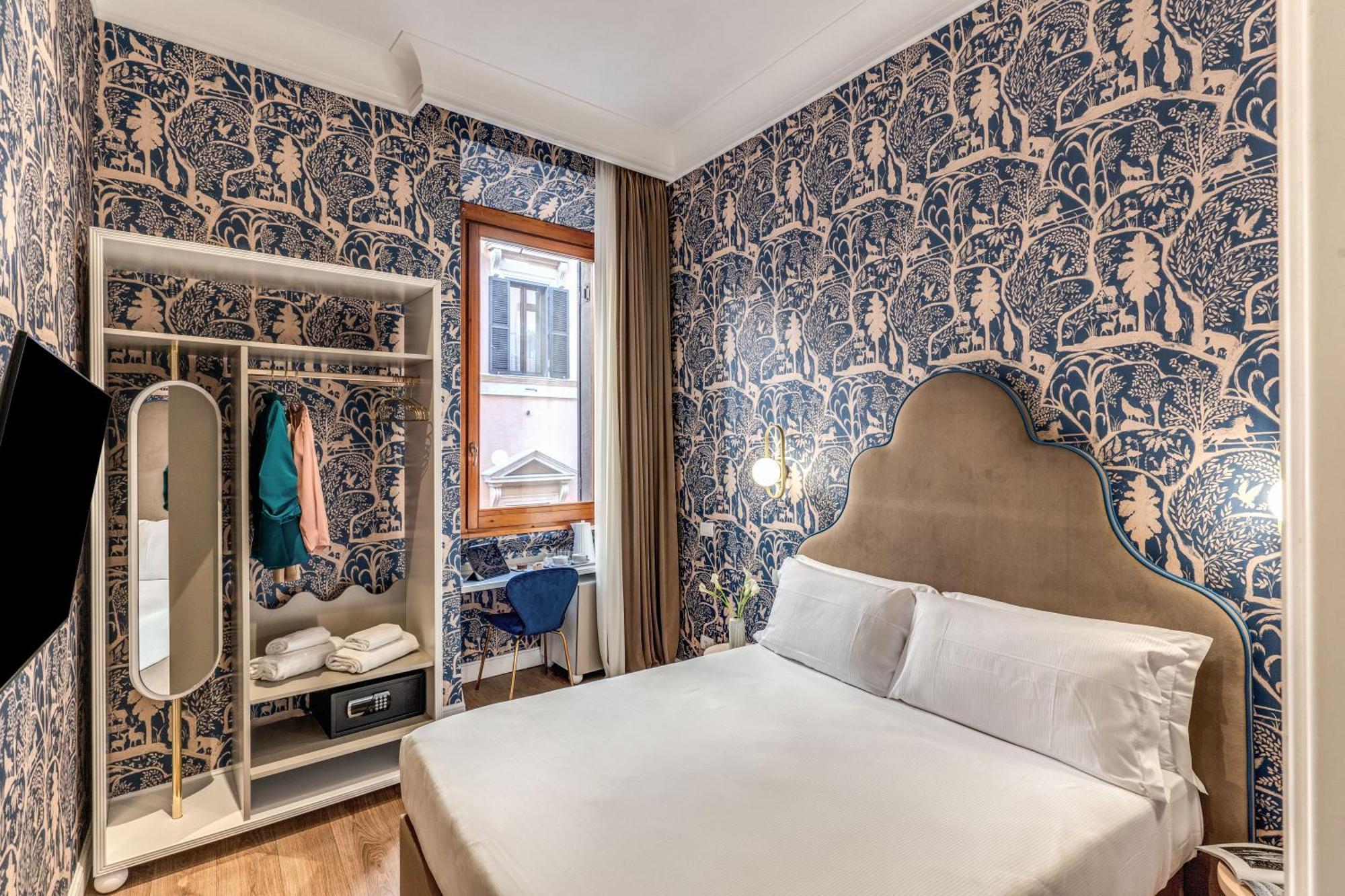 Townhouse Condotti 29 Рим Екстериор снимка