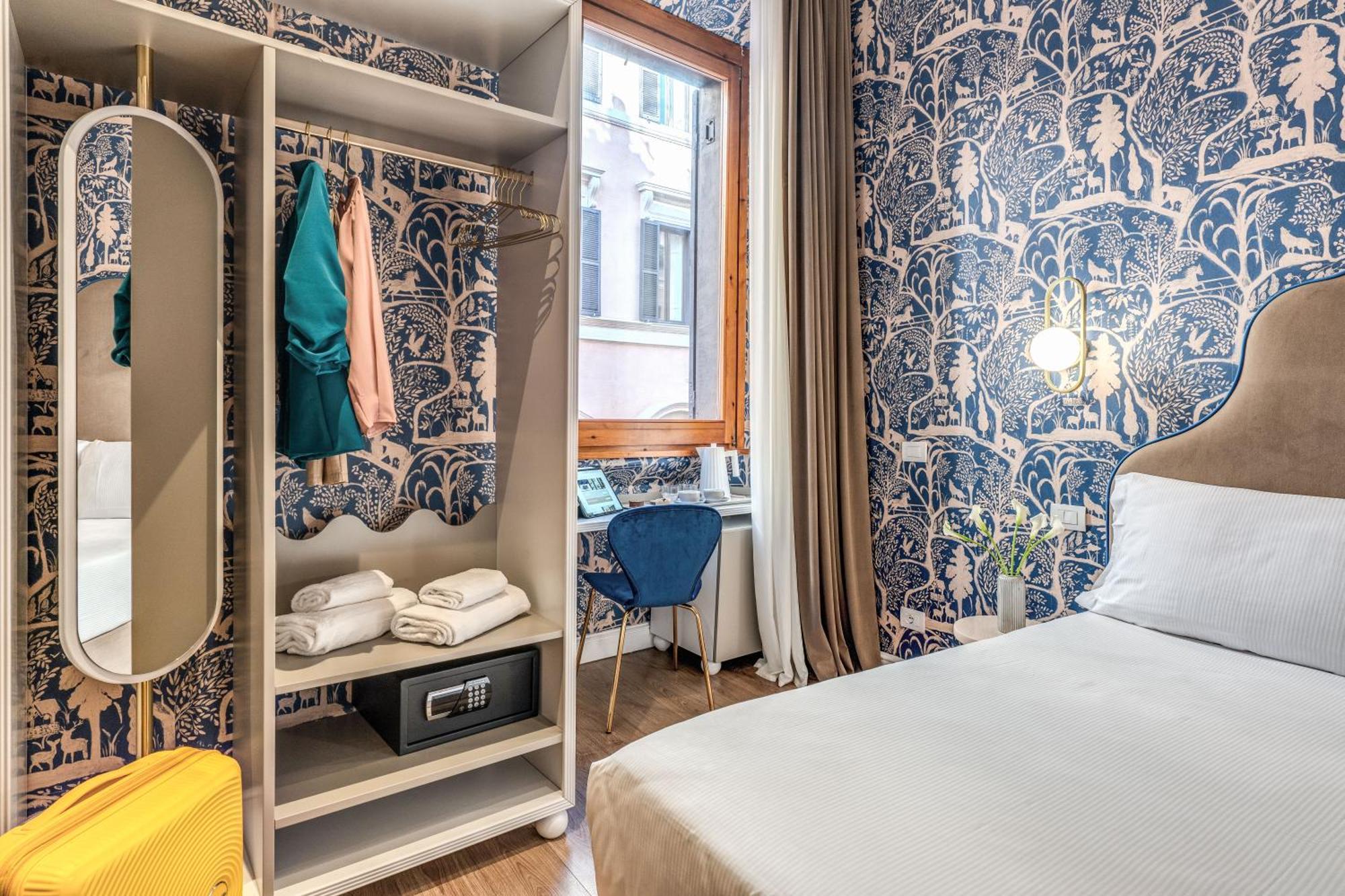 Townhouse Condotti 29 Рим Екстериор снимка