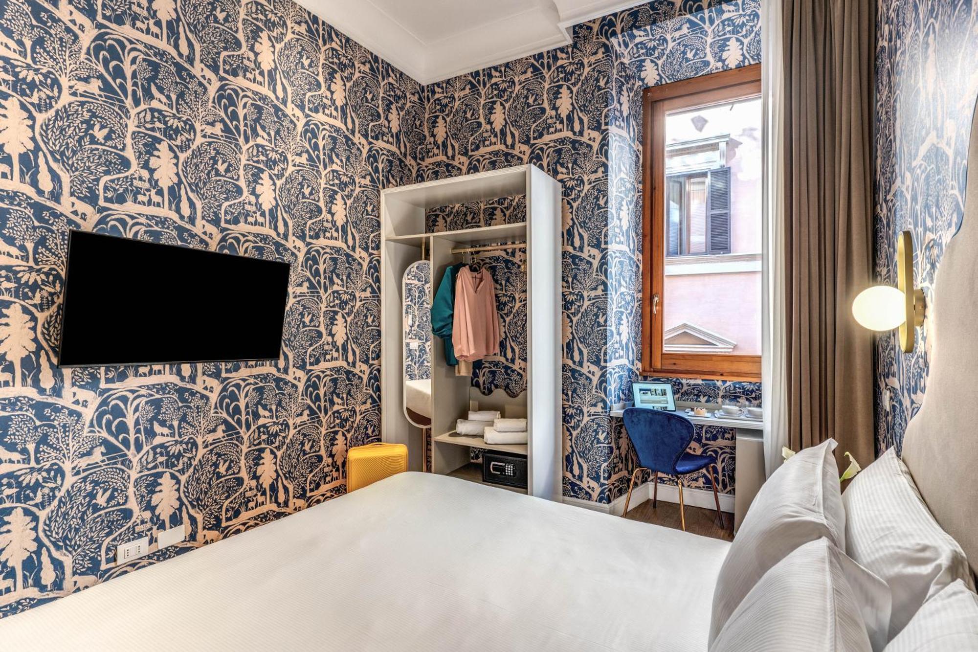 Townhouse Condotti 29 Рим Екстериор снимка