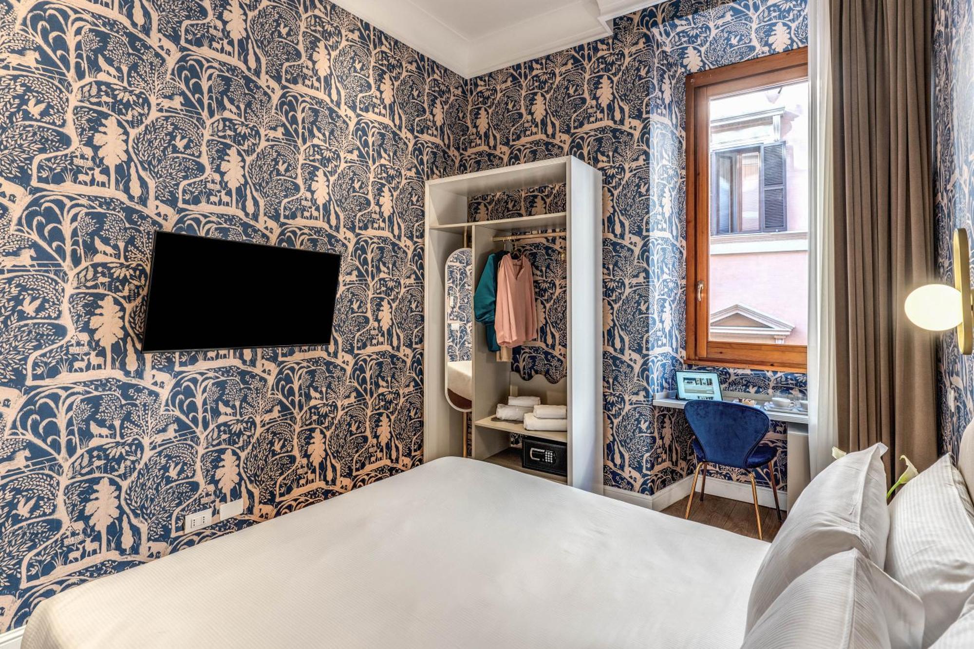 Townhouse Condotti 29 Рим Екстериор снимка