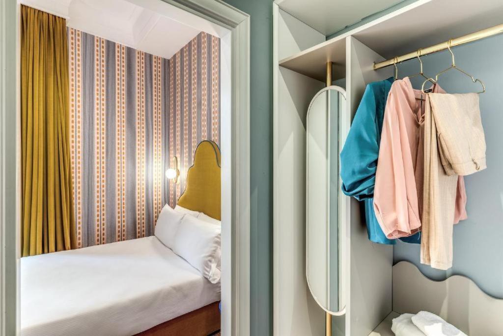 Townhouse Condotti 29 Рим Екстериор снимка